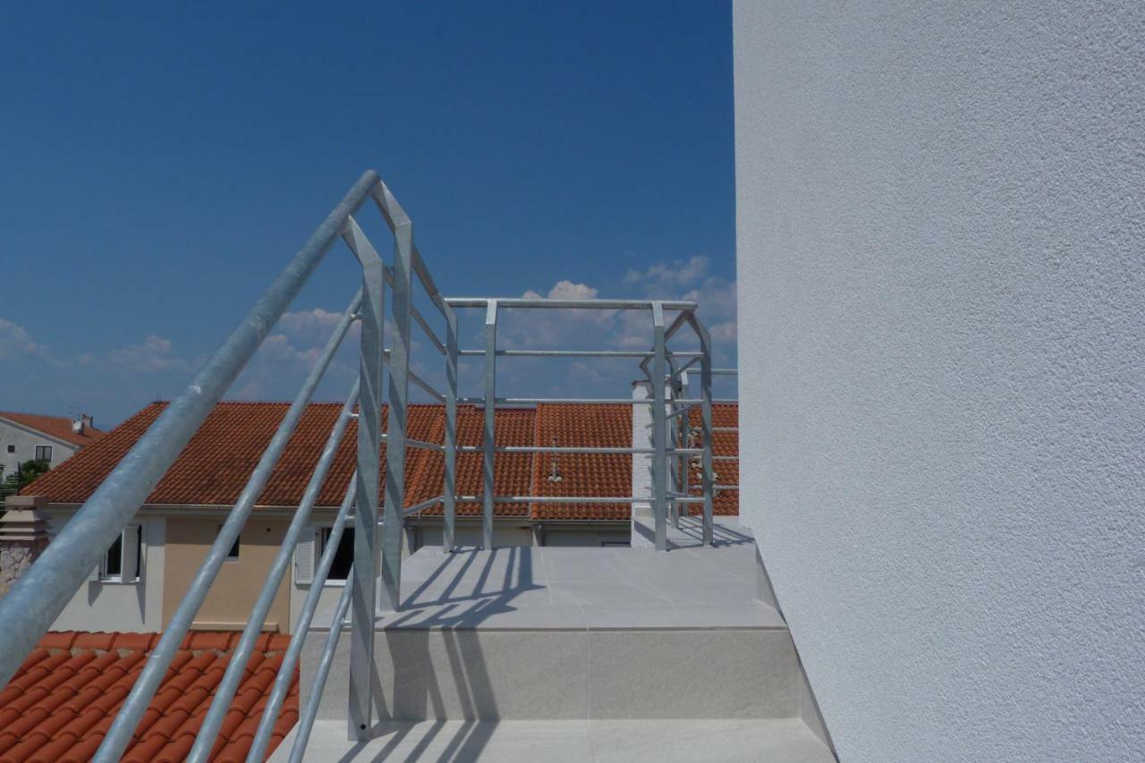 Apartments Monja & Dadi, Malinska, Vantacici Exterior photo